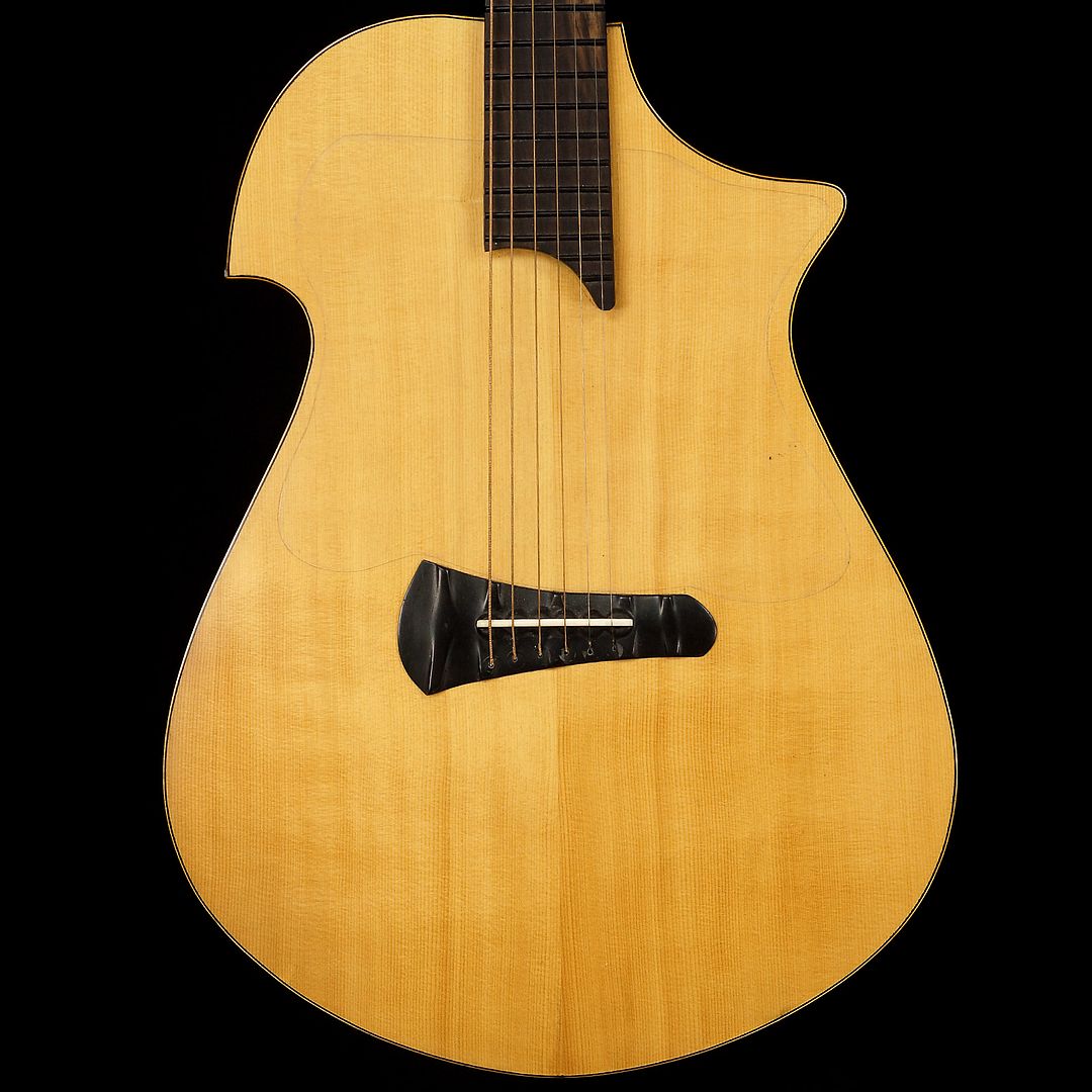 DISTINCTIVE GUITAR What's NEW at the Shop! The Acoustic Guitar Forum